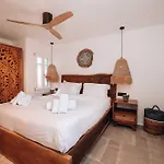 Zina Sunset View St Lazaros 8 Bedrooms *