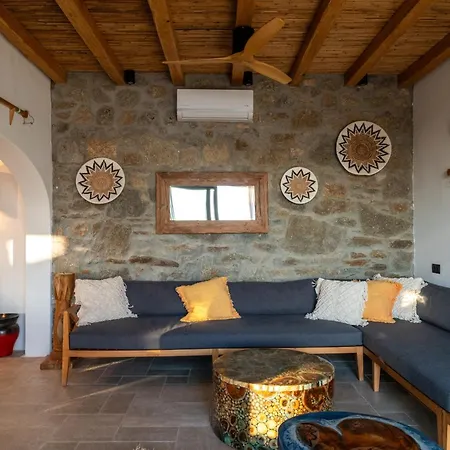 Zina Sunset View St Lazaros 8 Bedrooms * Psarrou