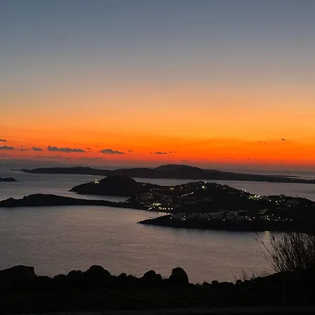 Zina Sunset View St Lazaros 8 Bedrooms Vila