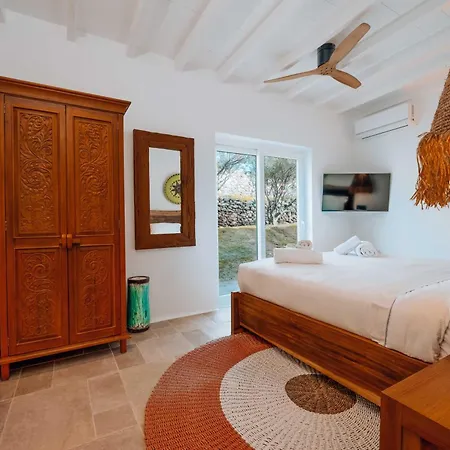 Zina Sunset View St Lazaros 8 Bedrooms Vila *